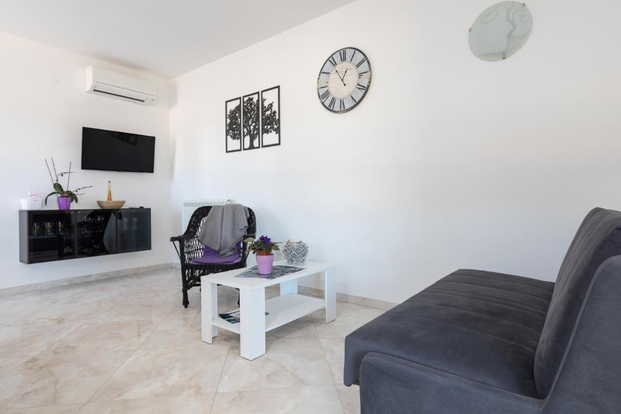 Apartments With A Parking Space Punat, Krk - 20553 Экстерьер фото