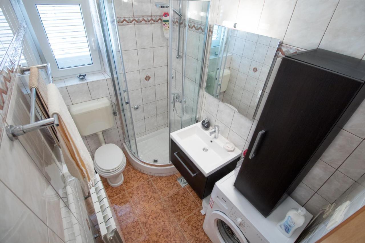 Apartments With A Parking Space Punat, Krk - 20553 Экстерьер фото